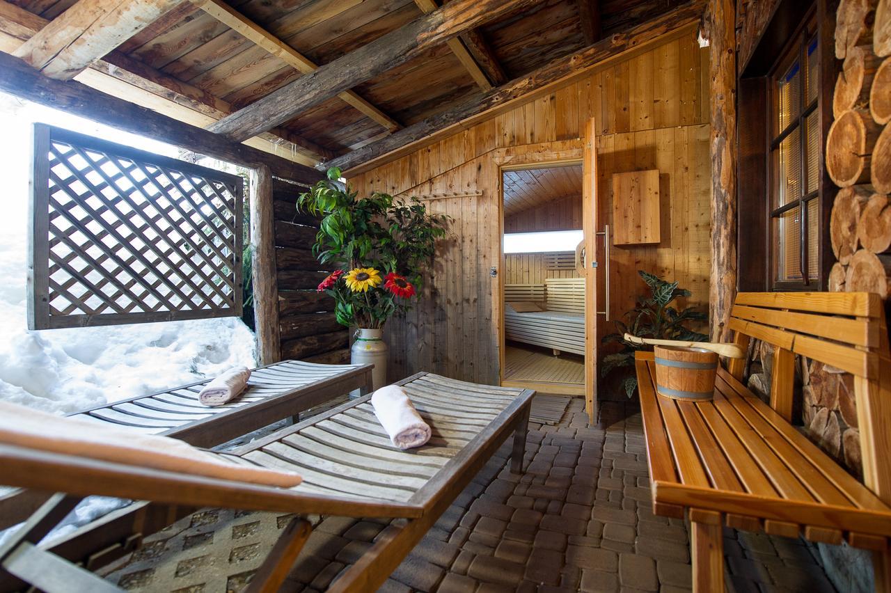 Sattleggers Alpenhof & Feriensternwarte Hotel Greifenburg Luaran gambar