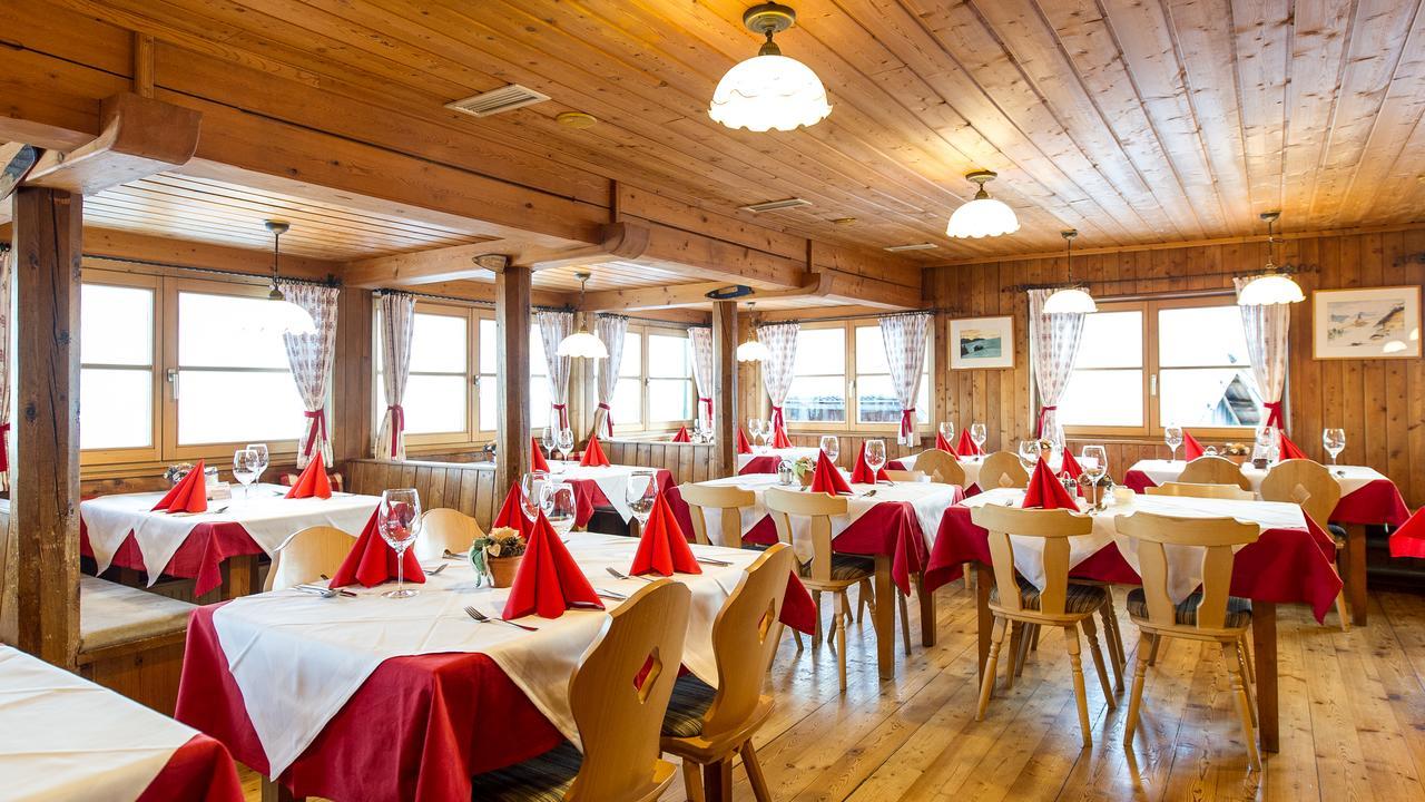 Sattleggers Alpenhof & Feriensternwarte Hotel Greifenburg Luaran gambar